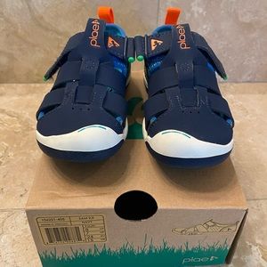 EUC Plae Sam 2.0 Sandal Blue Size 8